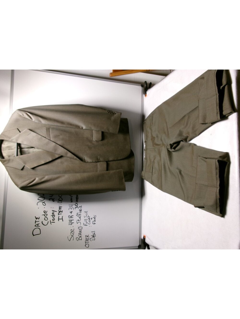 Stafford Essentials Mens Suit Jacket Pants 44R 38